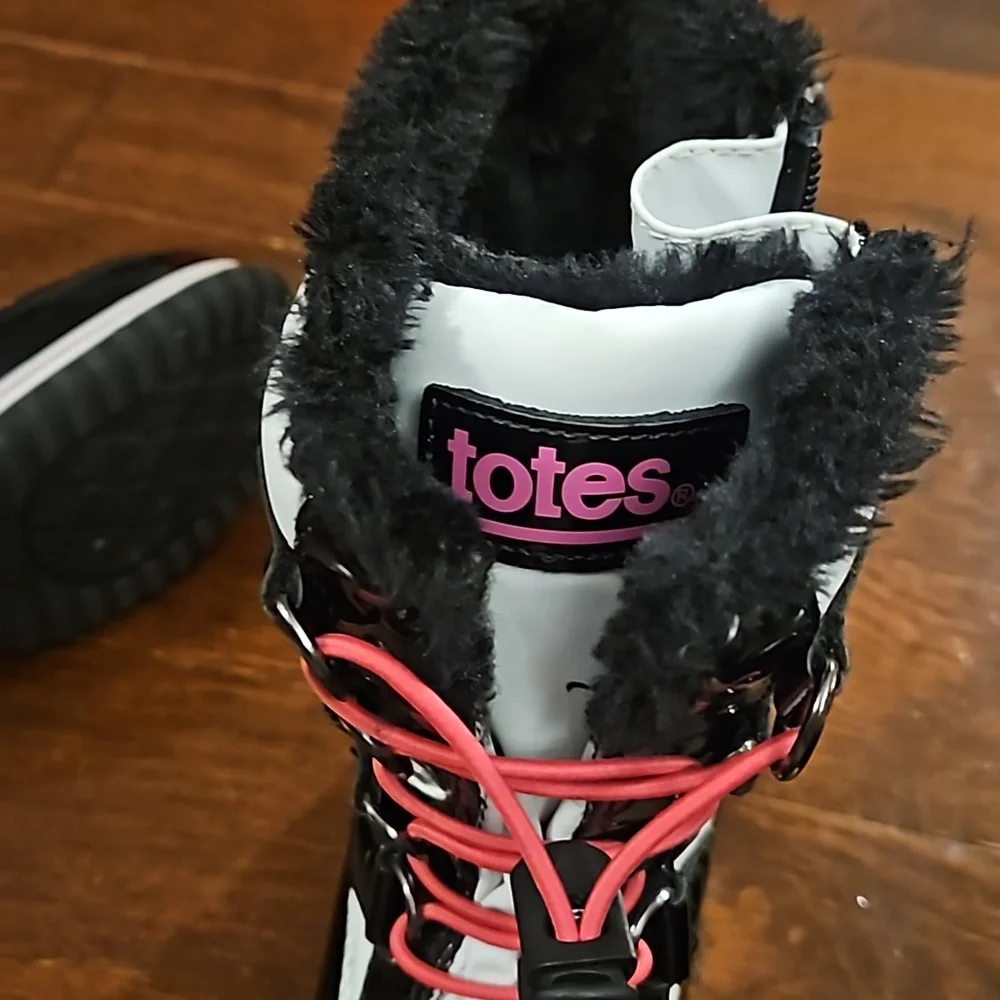 Totes Little Girls Sz13 Lined Waterproof Winter Boots